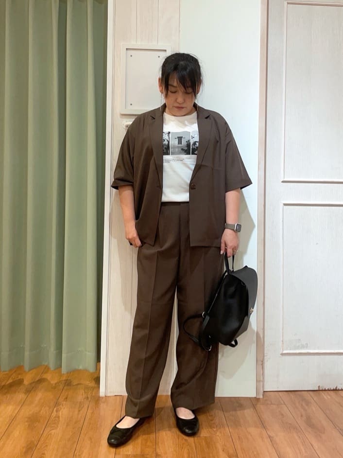 ke-yさんの「SHOO･LA･RUE｜【ひんやり/S-LL】大人の五分袖プリントTシャツ」を使ったコーディネート