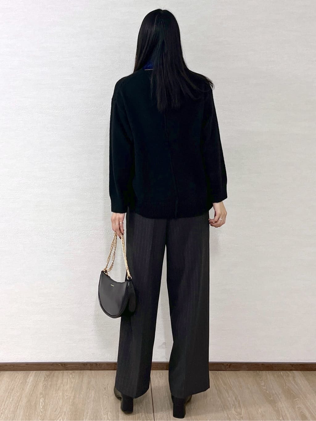 sachikoさんの「OPAQUE.CLIP｜リラクシークルーネックニット【洗濯機OK】」を使ったコーディネート