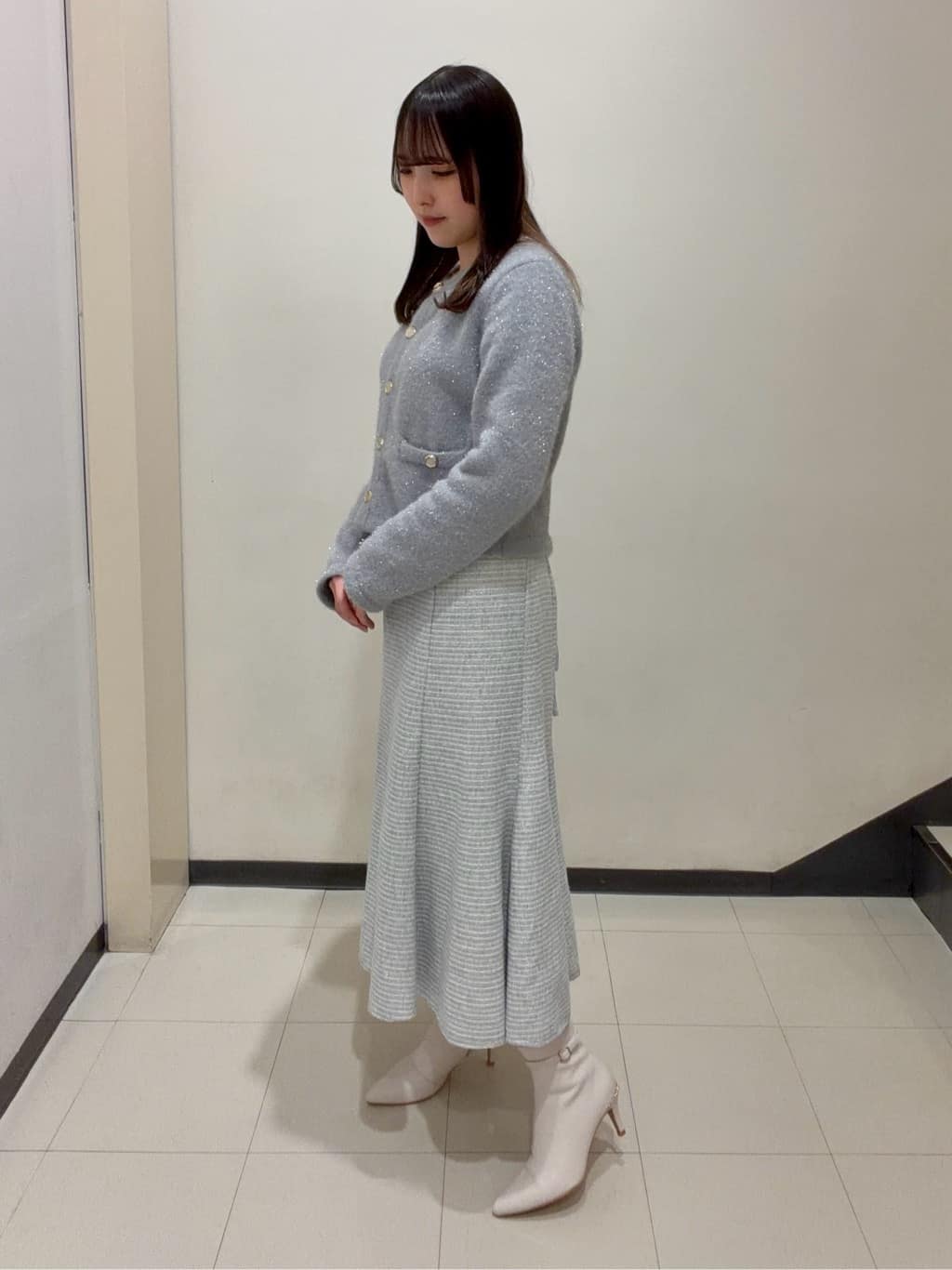 kaさんの「ESPERANZA｜ジュエルヒールショートブーツ」を使ったコーディネート