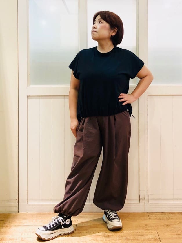 YYYさんの「SHOO･LA･RUE｜【S-LL/洗濯後しわになりにくい】コットン風 前あきドルマンブラウス」を使ったコーディネート