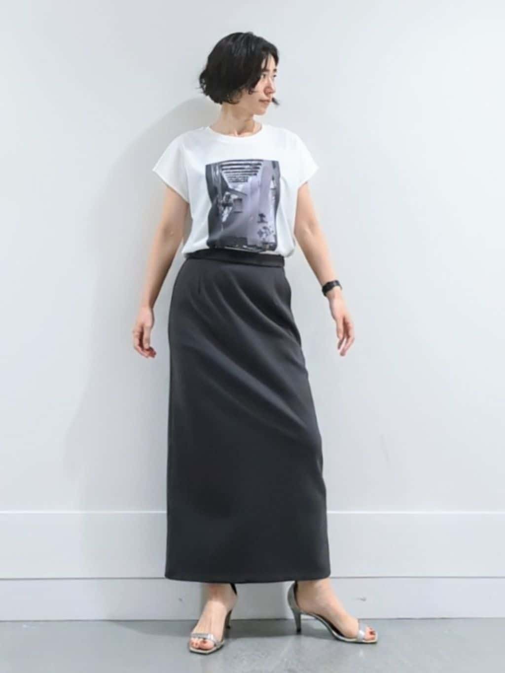 ミズタさんの「UNTITLED｜【アンサンブル可/薄手】ベーシッククルーネックカーディガン」を使ったコーディネート