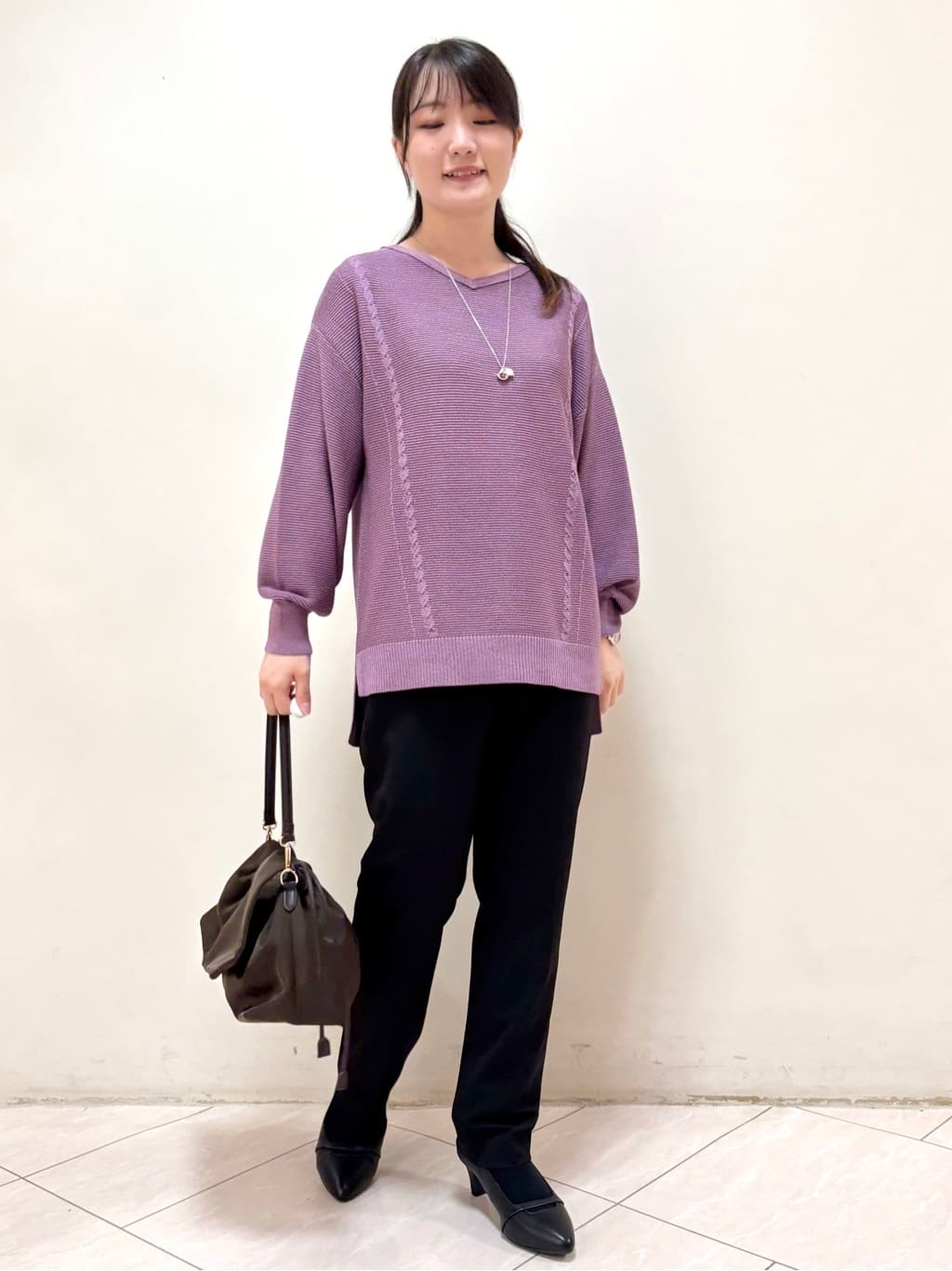 mikiさんの「Reflect｜【パンツ合わせにぴったり◎】ゆったりオフボディニット」を使ったコーディネート