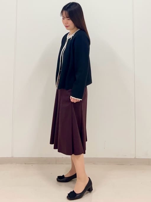 ゆうさんの「Reflect｜【秋映え／単品使い◎／すっきり見え】ブローチ付きニットアンサンブル」を使ったコーディネート