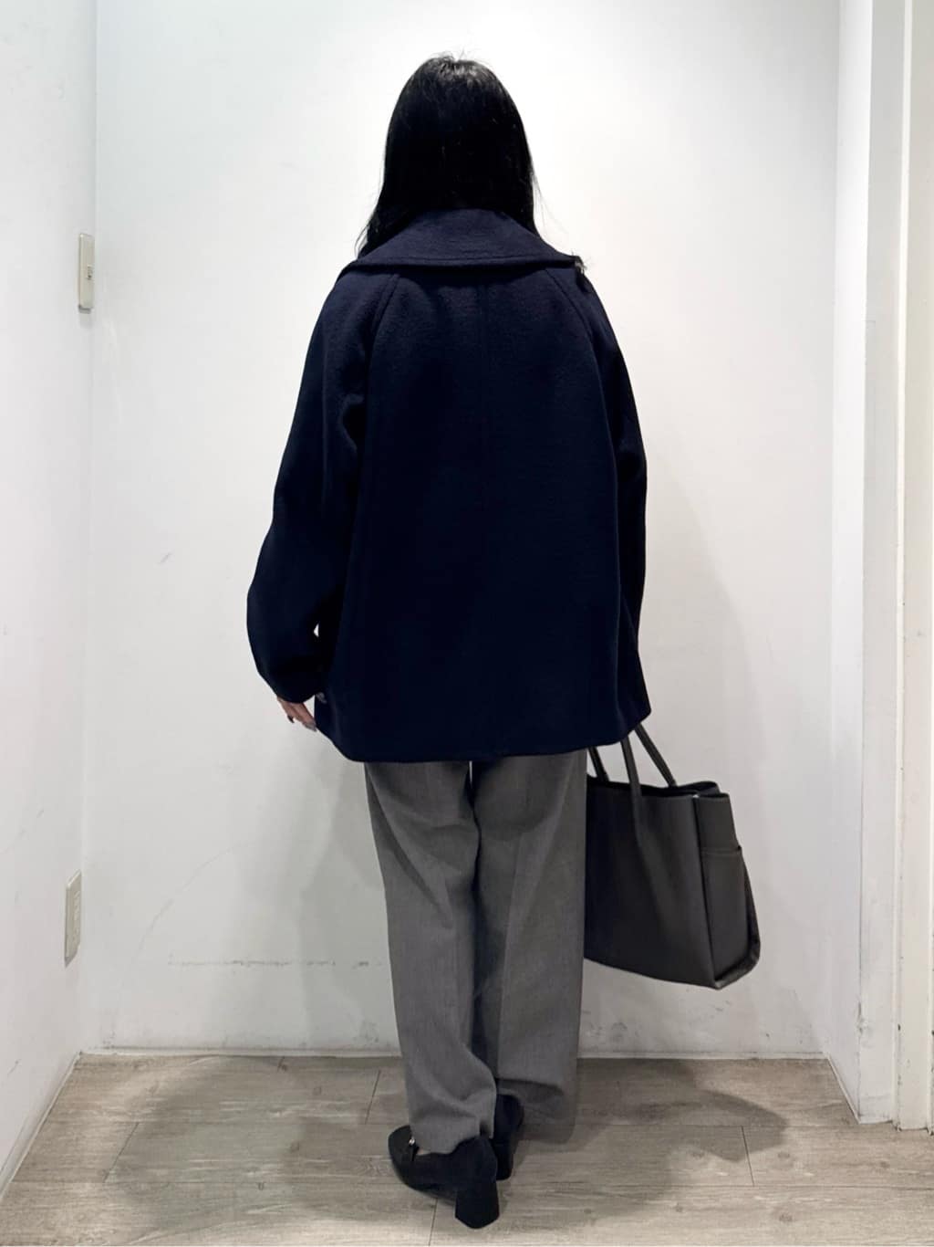 yuicciさんの「OPAQUE.CLIP｜カシミヤブレンドウールミドルピーコート」を使ったコーディネート