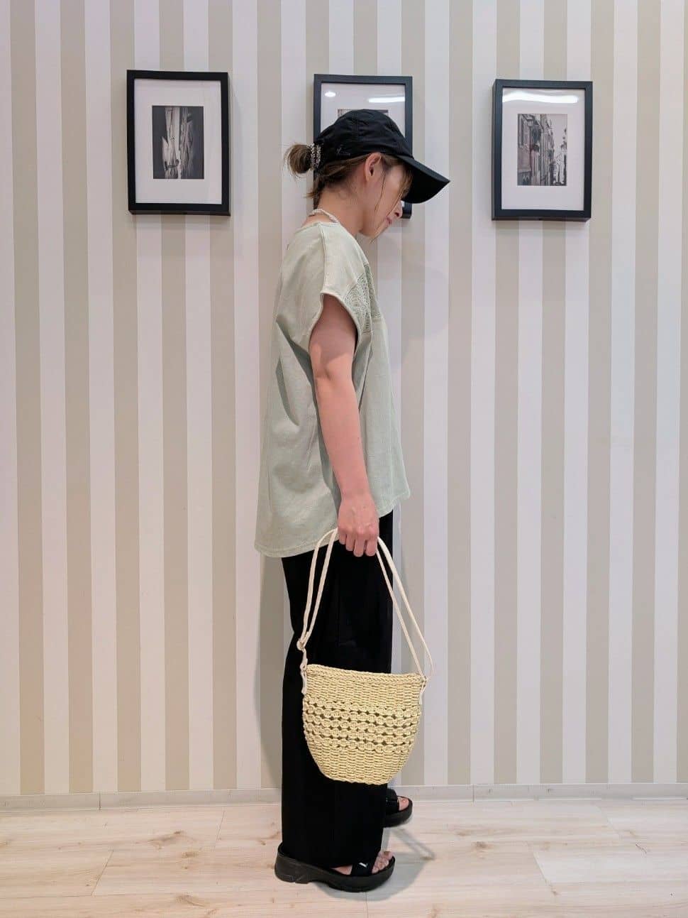 otaさんの「SHOO･LA･RUE｜【洗える/S-LL/体型カバー】レース使いが華やか フレンチスリーブコットンTシャツ」を使ったコーディネート
