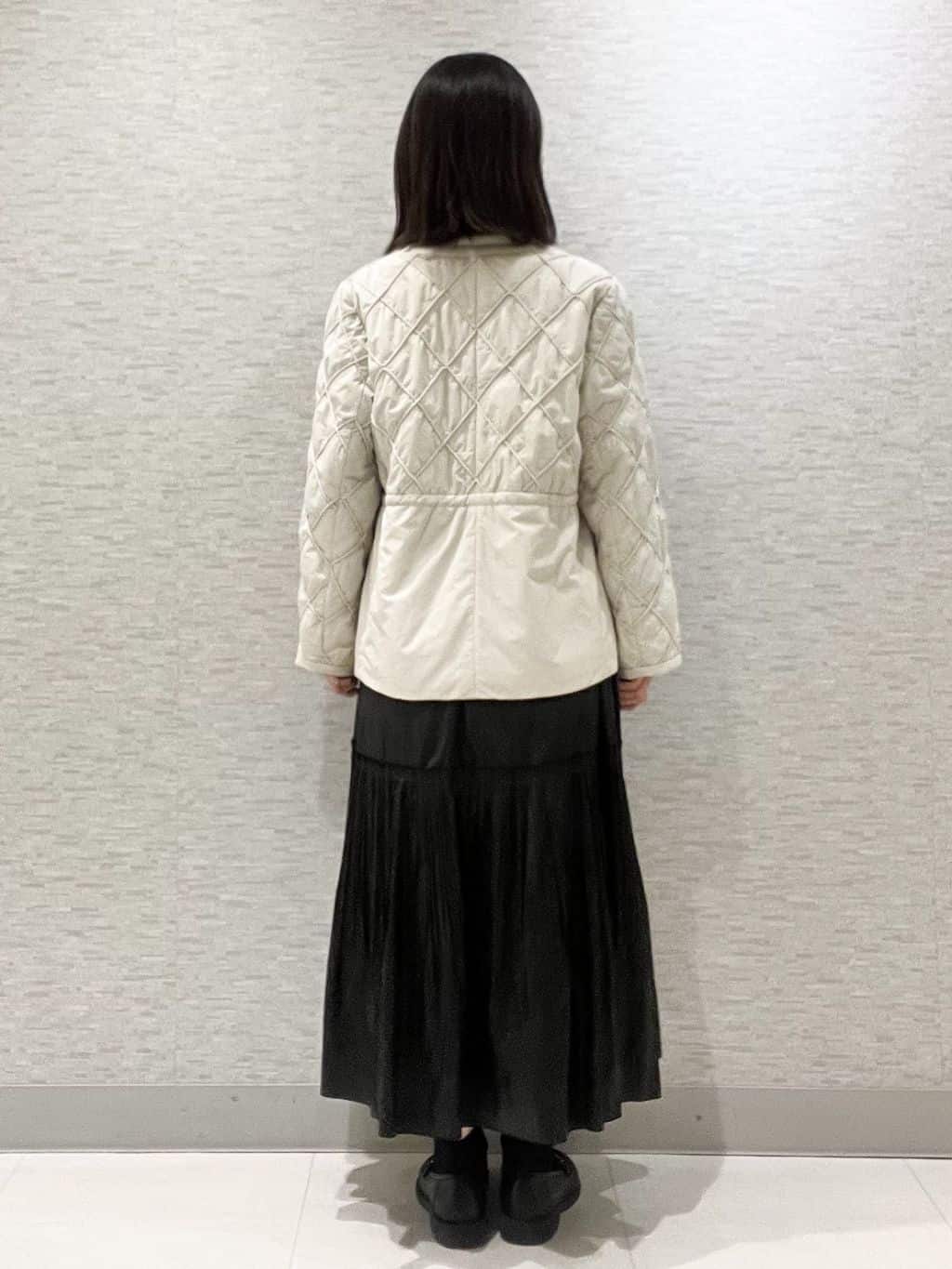 marikoさんの「Reflect｜【気軽な羽織に◎】中綿キルティングショートコート」を使ったコーディネート