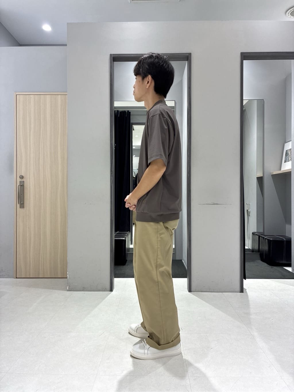わいずみさんの「TAKEO KIKUCHI｜ストライプ小花 長袖シャツ」を使ったコーディネート