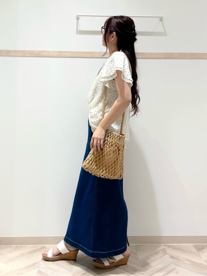 nanaさんの「SHOO･LA･RUE｜◆マクラメショルダーバッグ」を使ったコーディネート