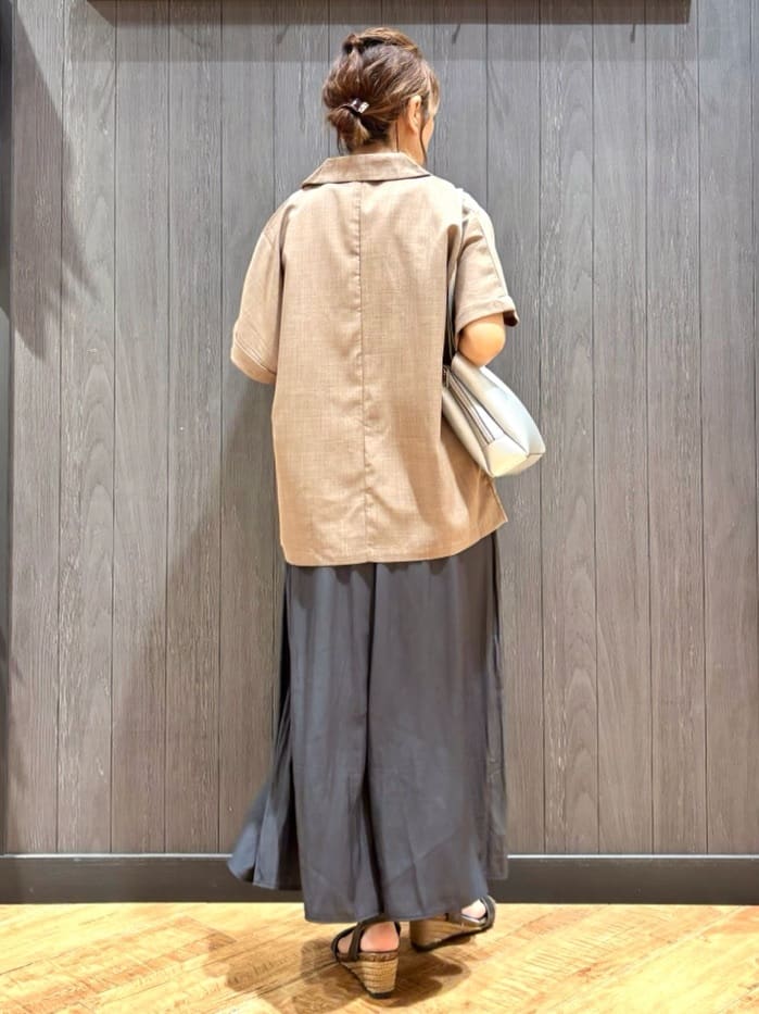 meiさんの「SHOO･LA･RUE｜【S-LL】さらりと着たい大人のための 麻調半袖ジャケット」を使ったコーディネート