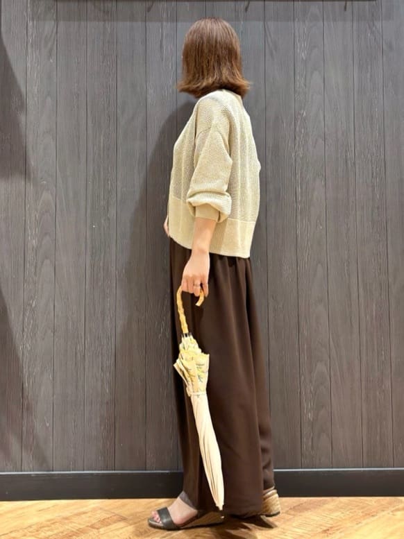 meiさんの「SHOO･LA･RUE｜キラッと光るラメとスパンコールが印象的 メッシュカーディガン」を使ったコーディネート