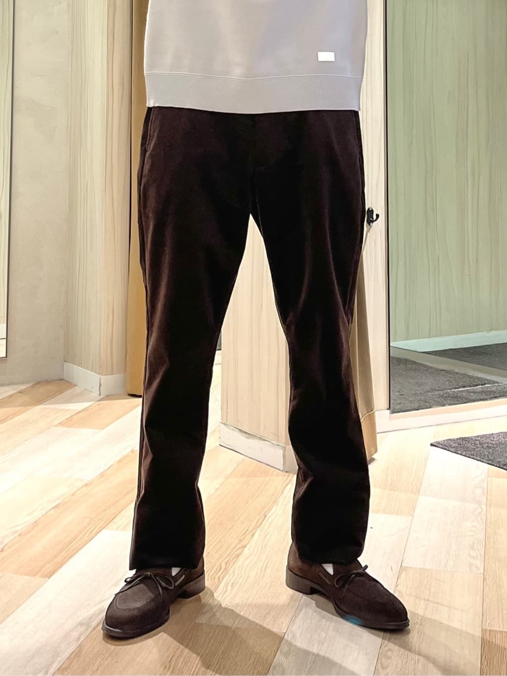 URAさんの「TAKEO KIKUCHI｜カシミヤブレンド ビーバー調チェスターコート」を使ったコーディネート