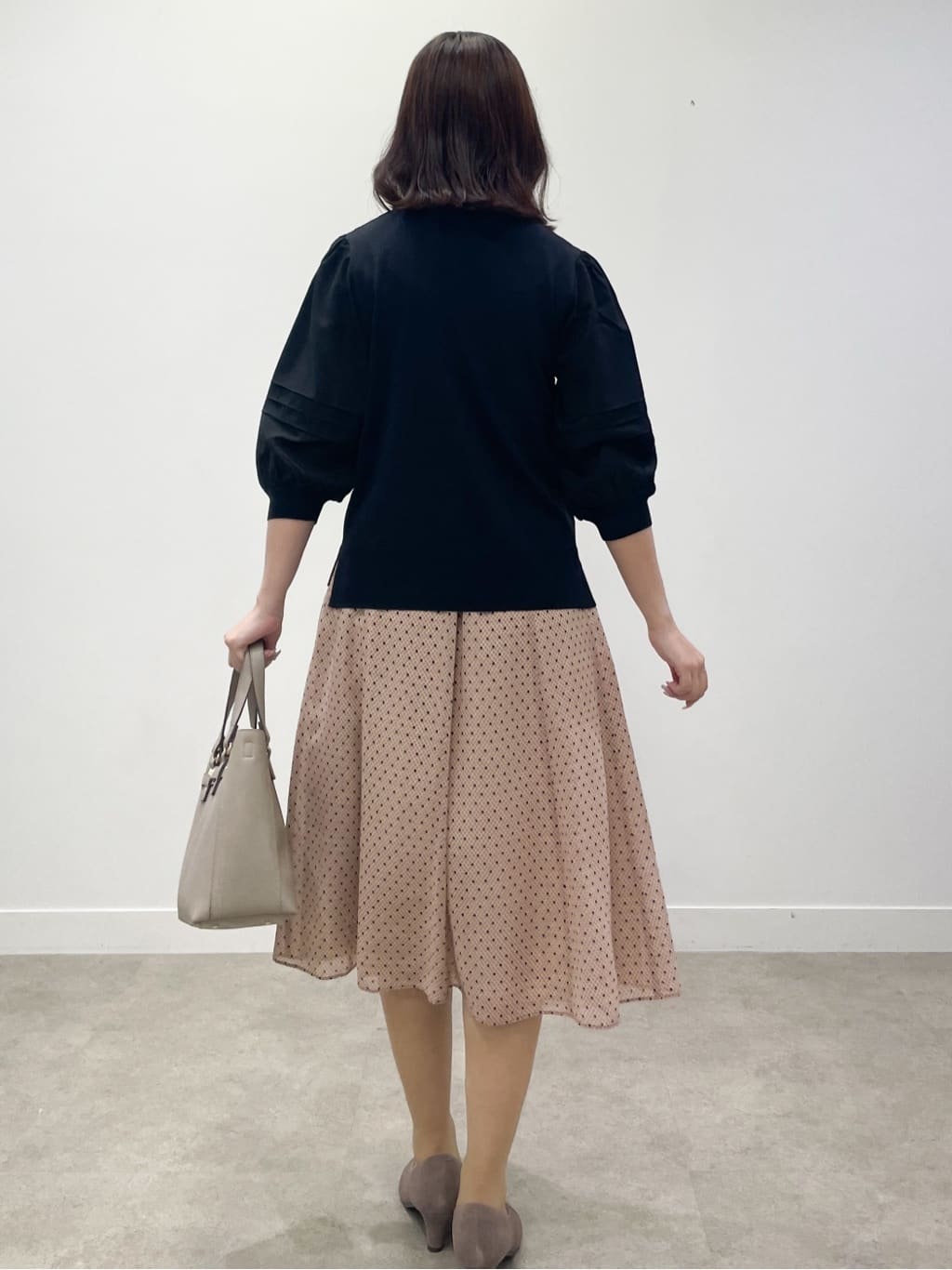 yukariさんの「Reflect｜【WEB先行カラーあり／手洗い可】ジョーゼットスリーブ&times;ニット」を使ったコーディネート