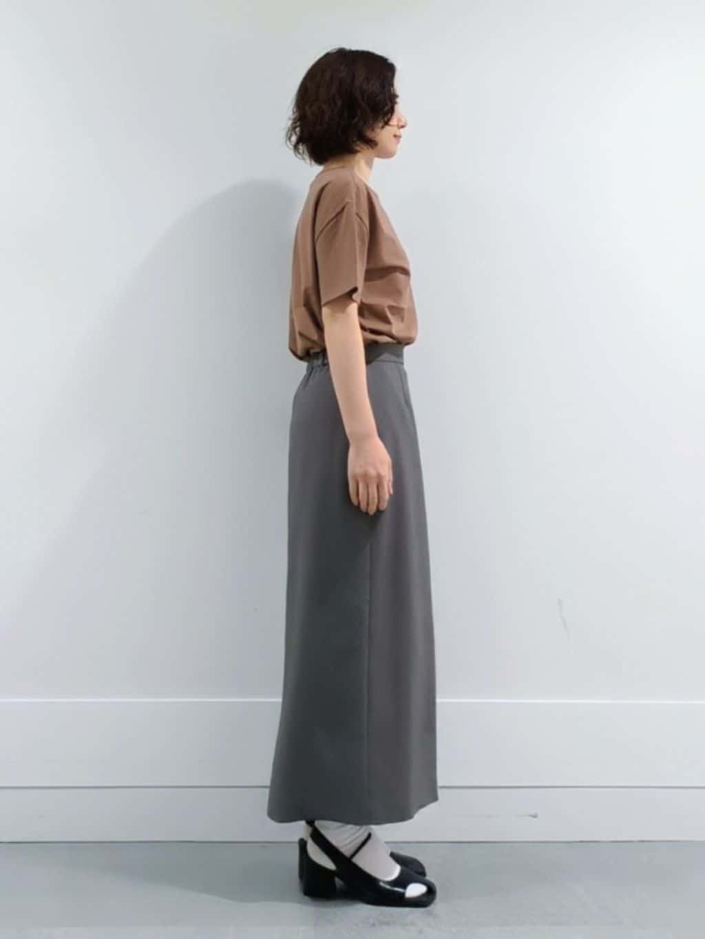 ミズタさんの「UNTITLED｜【接触冷感／コットン100／洗える／Tシャツ】半袖天竺プルオーバー」を使ったコーディネート