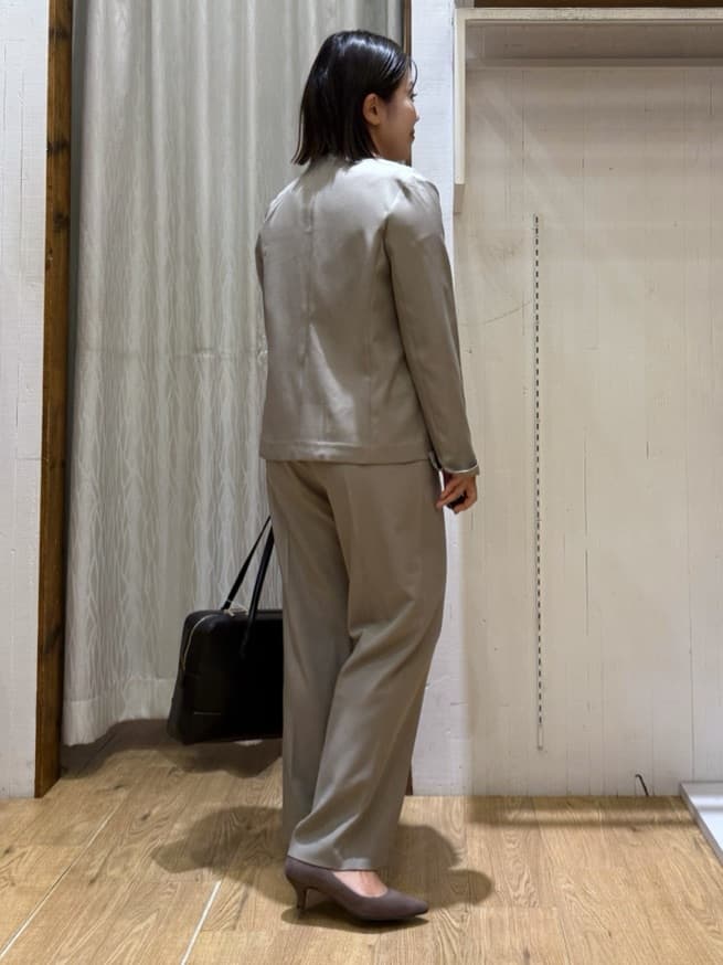 chさんの「THE SHOP TK｜ノーカラージャケット【セットアップ可】」を使ったコーディネート