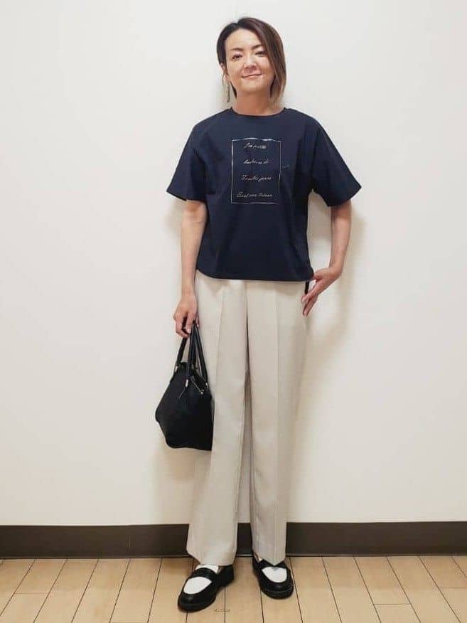 yuuさんの「Reflect｜【マシンウォッシュ可】リネンライクフレアパンツ」を使ったコーディネート