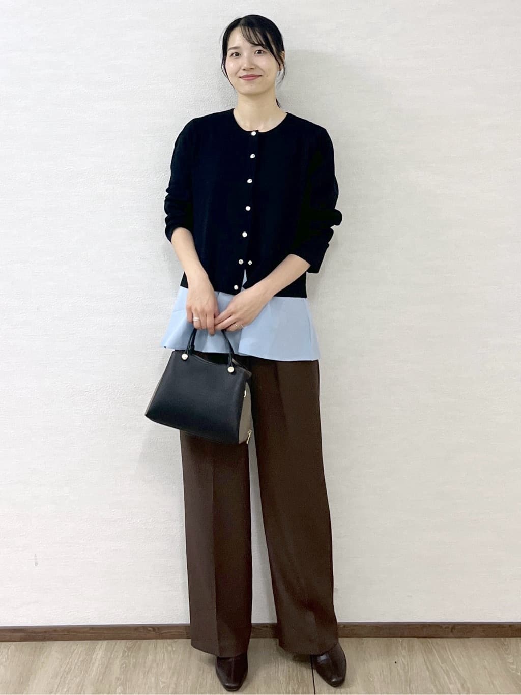 sachikoさんの「OPAQUE.CLIP｜《ツインセット》リラクシーサイドスリットニット&times;ドッキングタンク【洗濯機洗い可】」を使ったコーディネート
