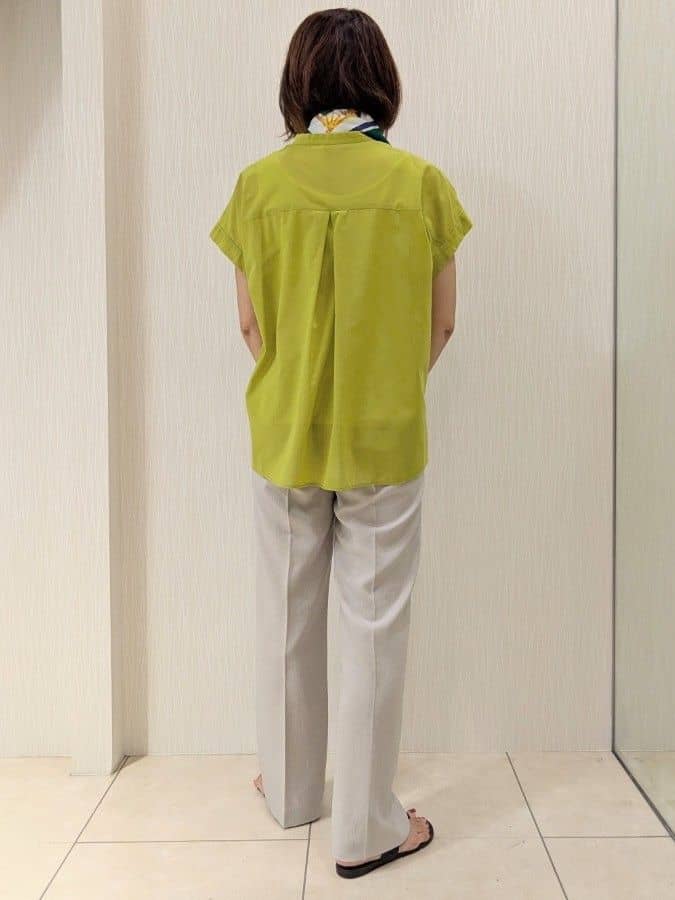 u-macoさんの「UNTITLED｜【洗える/スキッパー】フレンチスリーブシアーブラウス」を使ったコーディネート