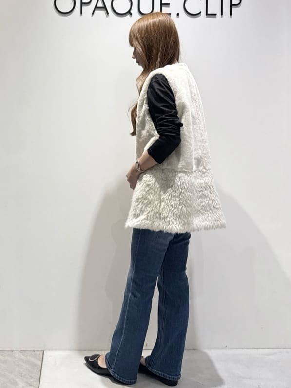 mikaさんの「OPAQUE.CLIP｜カラーしずくイヤリング」を使ったコーディネート