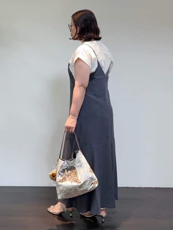 Asamiさんの「UNTITLED｜【洗える/肩紐調節可能】パウダーキャミワンピース」を使ったコーディネート
