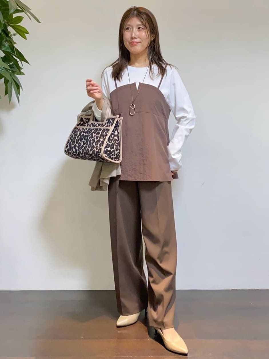 tomoさんの「UNTITLED｜【洗える/ゆったりシルエット】ビスチェドッキング　プルオーバー」を使ったコーディネート