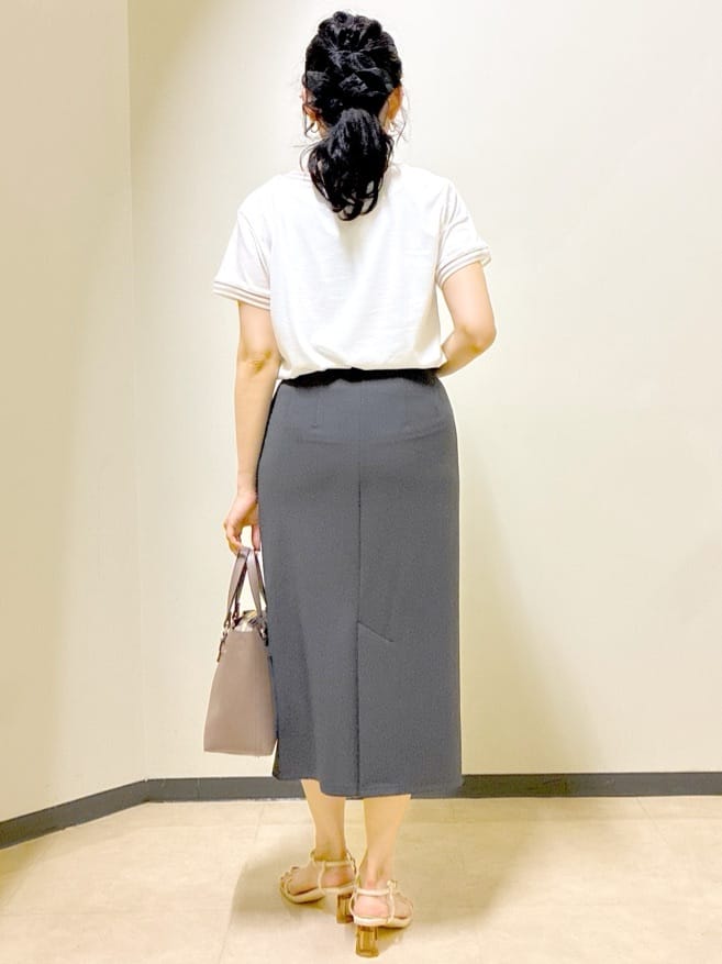  beni_gingerさんの「Reflect｜【インナーにおすすめ◎】シアーネックデザインプルオーバー」を使ったコーディネート