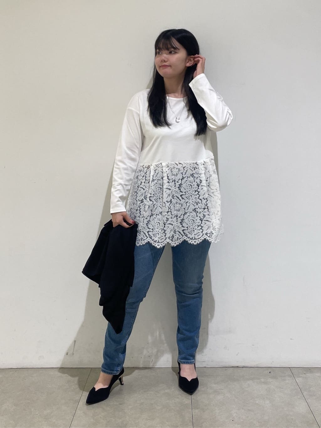 emikaさんの「INDIVI｜【軽く羽織れる！】ダブルジャケット」を使ったコーディネート