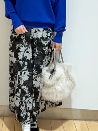 あやさんの「UNTITLED｜【アンサンブル可/洗える】シルクウールカシミヤ ドルマンスリーブニット」を使ったコーディネート