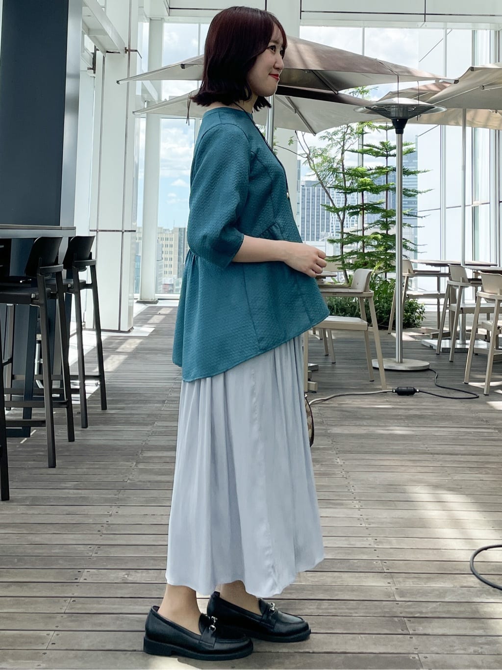 yukariさんの「Reflect｜【すっきり見え！長め丈】ペプラムデザインシアーブラウス」を使ったコーディネート