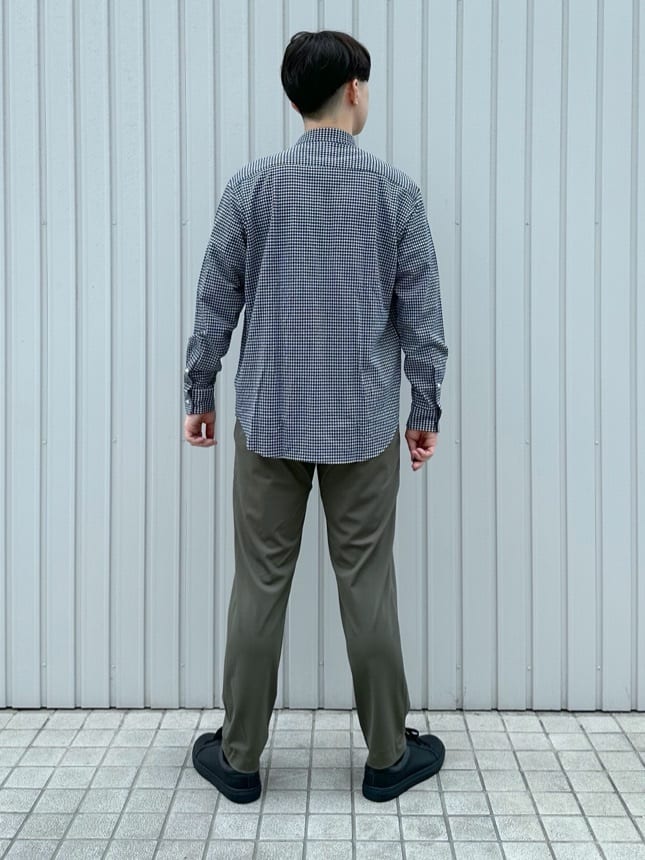 イッシーさんの「TAKEO KIKUCHI｜【抗菌防臭/シーズンレス】シアサッカーギンガムチェック ストレッチシャツ」を使ったコーディネート