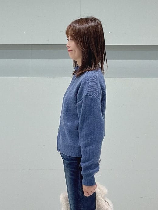 makiさんの「UNTITLED｜【ゆったりサイズ／着丈短め】ジップニットカーディガン」を使ったコーディネート