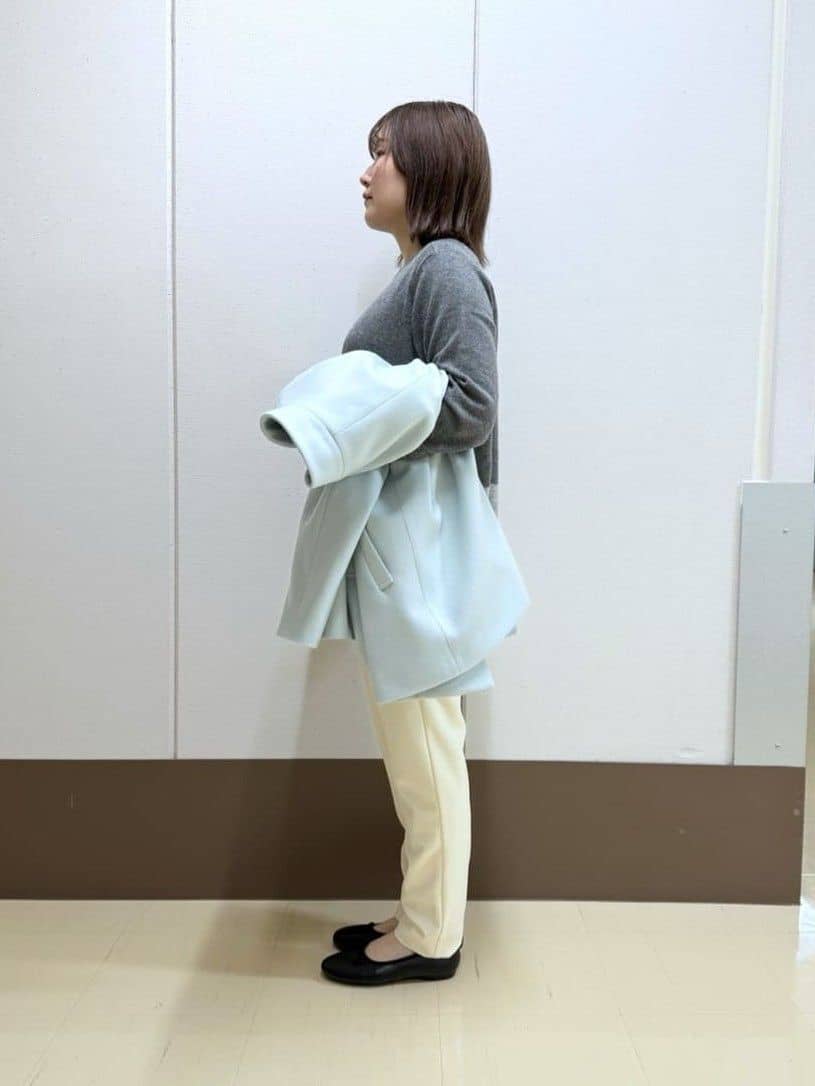 Rikoさんの「INDIVI｜【洗える／チュニック丈／カシミヤ混】スリットデザインVネックニット」を使ったコーディネート