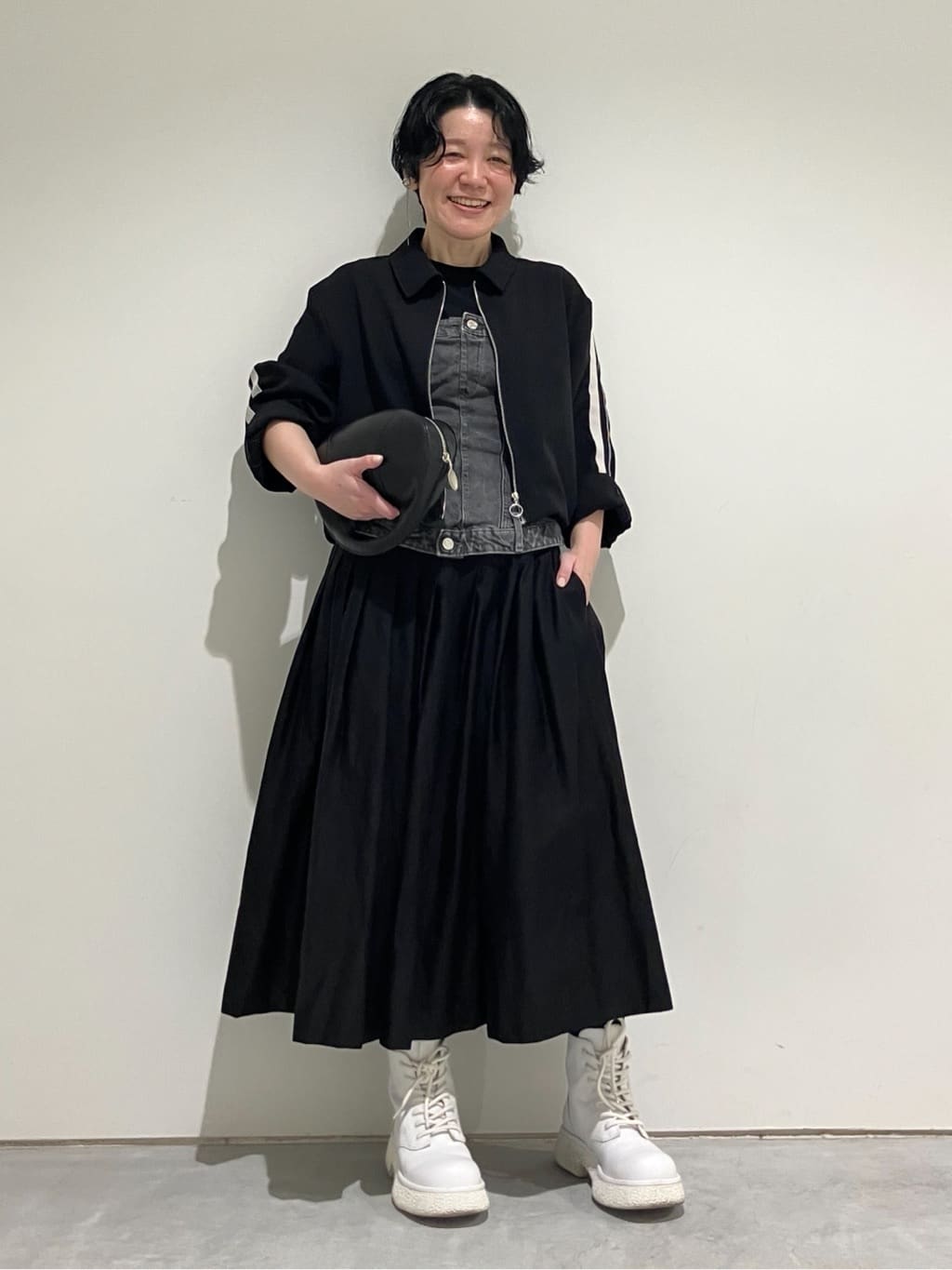 Cさんの「HIROKO HAYASHI｜◆LEO(レオ)クロワッサンバッグM」を使ったコーディネート