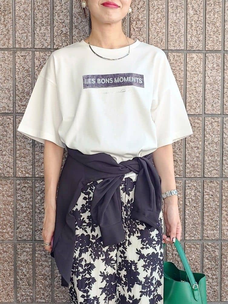 MUTSUKOさんの「UNTITLED｜【秋も着られる/セットアップ可】リラククールシャツ」を使ったコーディネート