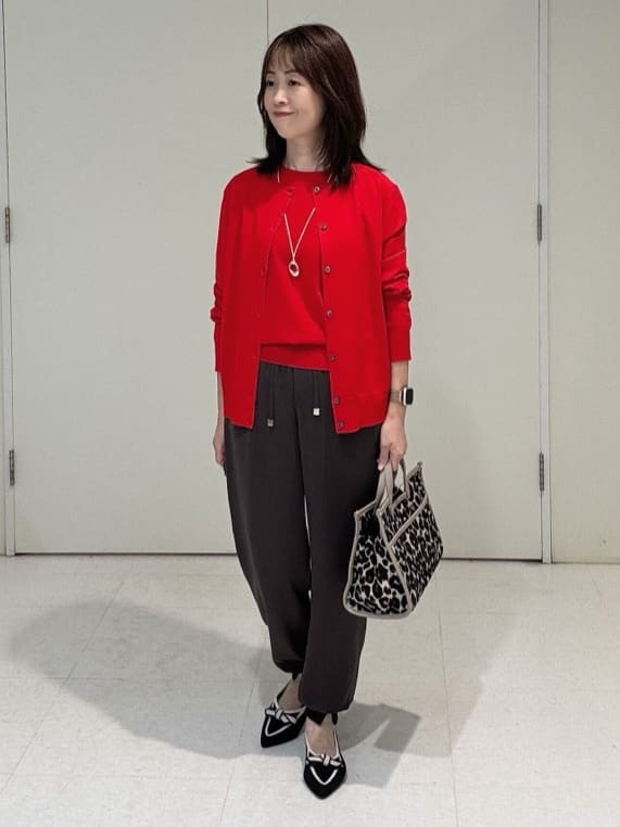 makiさんの「UNTITLED｜【アンサンブル可/薄手】ベーシッククルーネックカーディガン」を使ったコーディネート