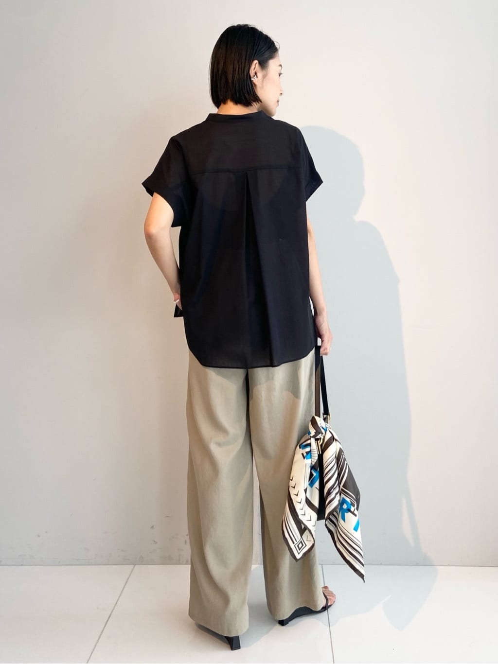 AYAさんの「UNTITLED｜【洗える/スキッパー】フレンチスリーブシアーブラウス」を使ったコーディネート