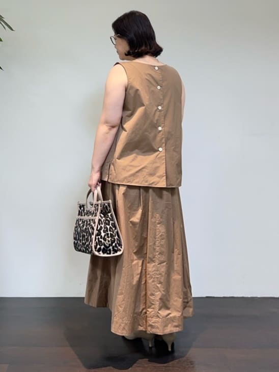 Asamiさんの「UNTITLED｜【後ろウエストゴム/セットアップ可】ファブリカタックスカート」を使ったコーディネート