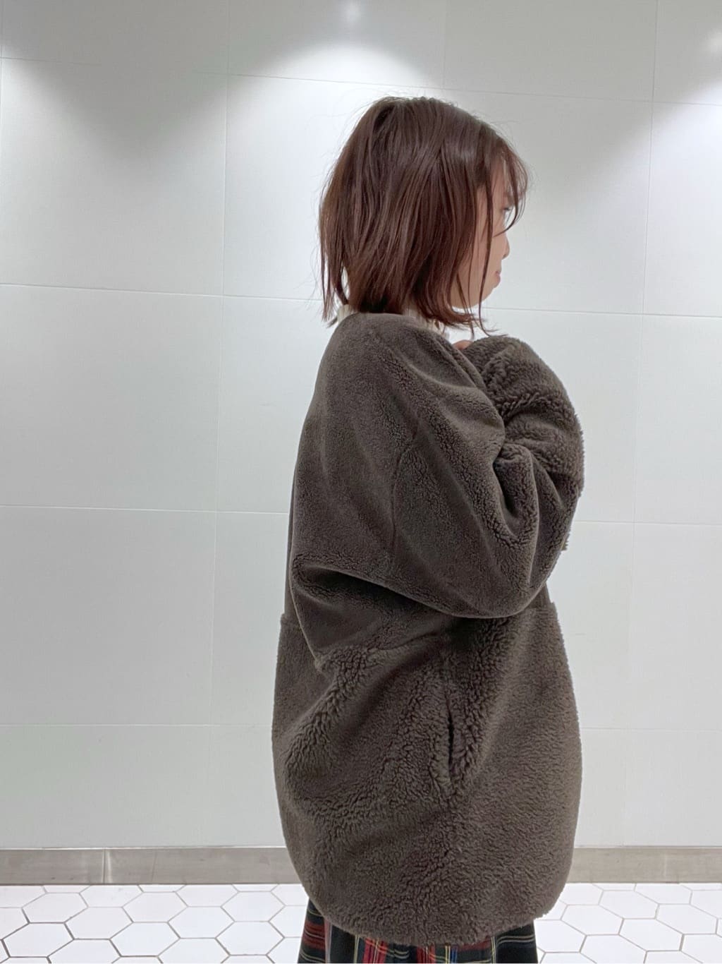 Makinoさんの「Dessin｜【2WAY】フェイクムートンコート」を使ったコーディネート