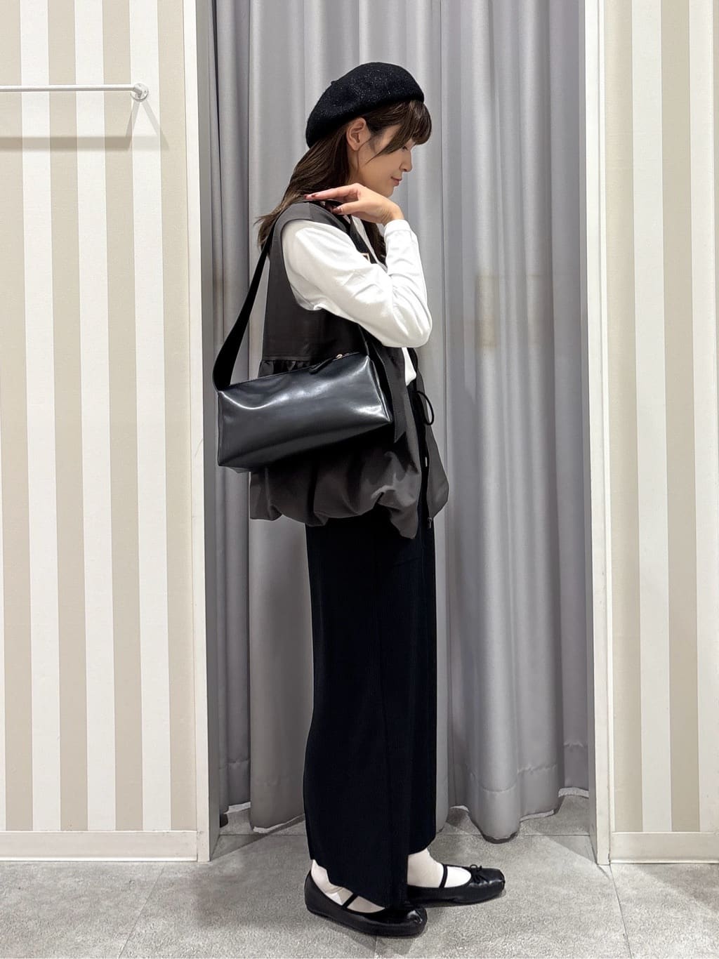 Rikaさんの「SHOO･LA･RUE｜【S-LL】美しく見せる ボートネックロンT」を使ったコーディネート