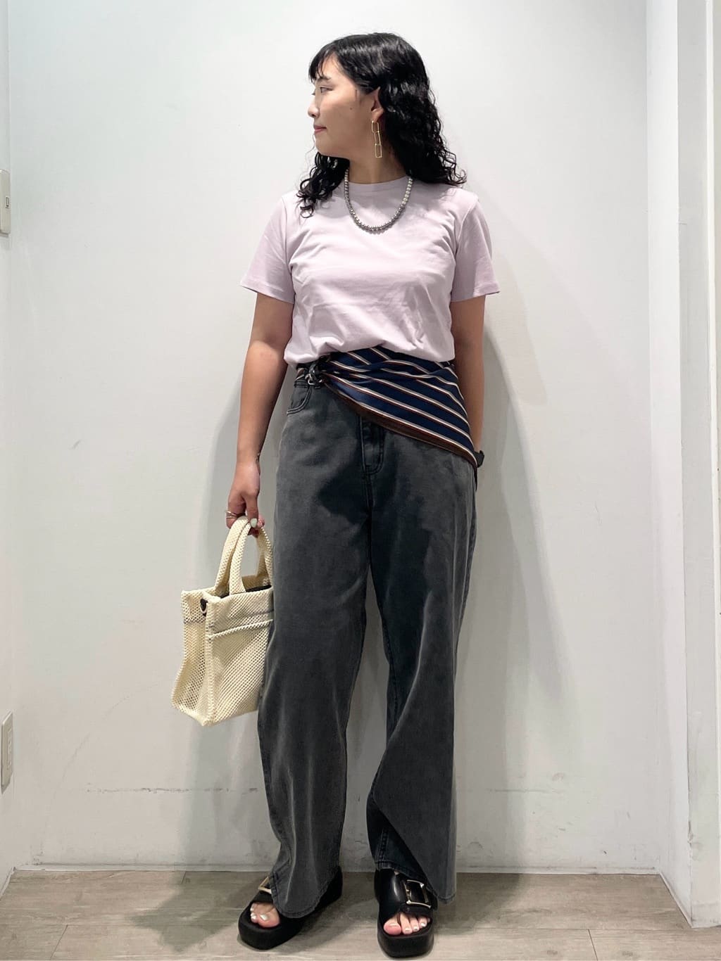 sumicaさんの「OPAQUE.CLIP｜《5色展開》ベーシックTシャツ【洗濯機洗い可／UV／接触冷感】」を使ったコーディネート