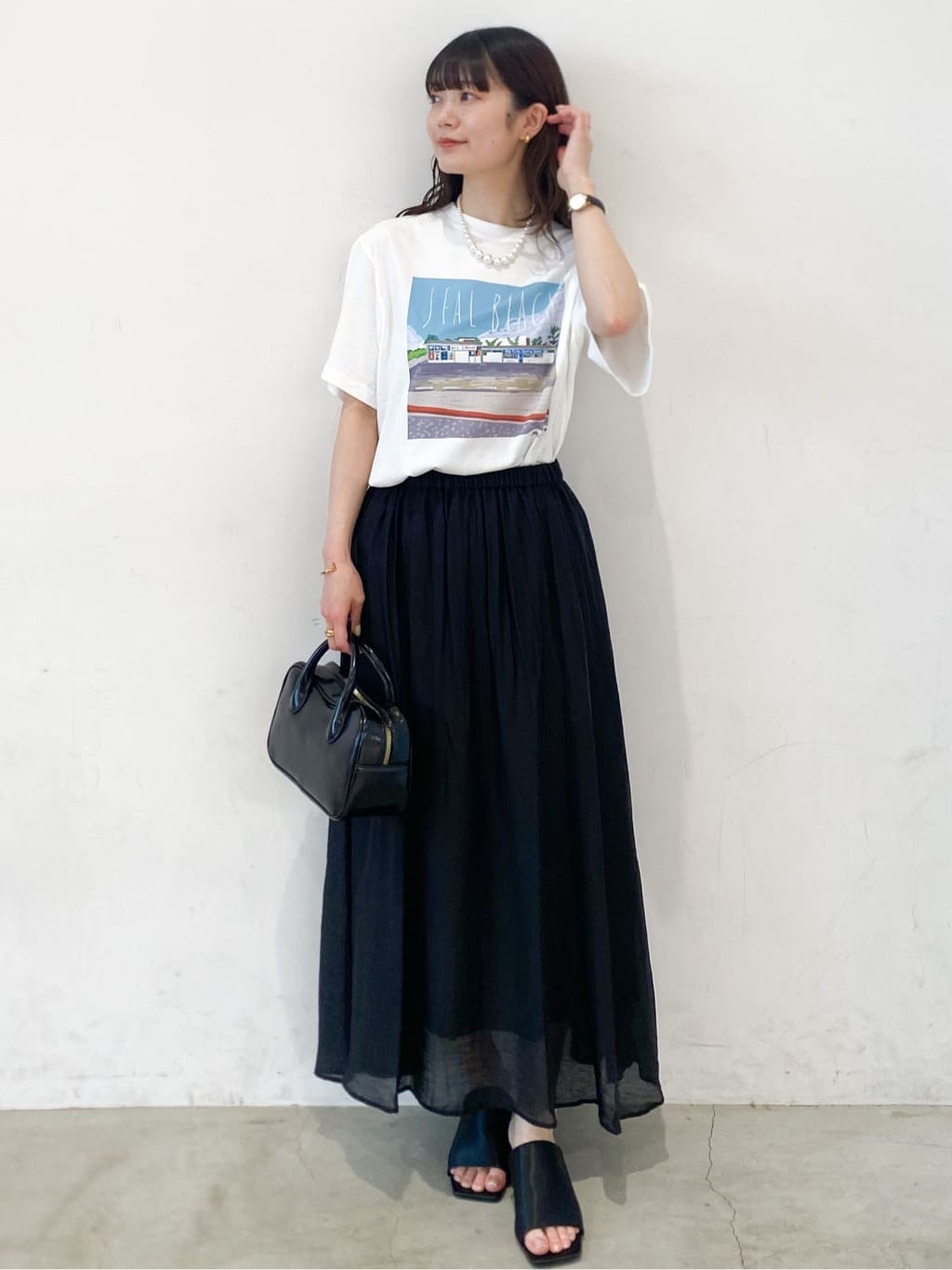 haruさんの「OPAQUE.CLIP｜風景イラストプリントTシャツ」を使ったコーディネート