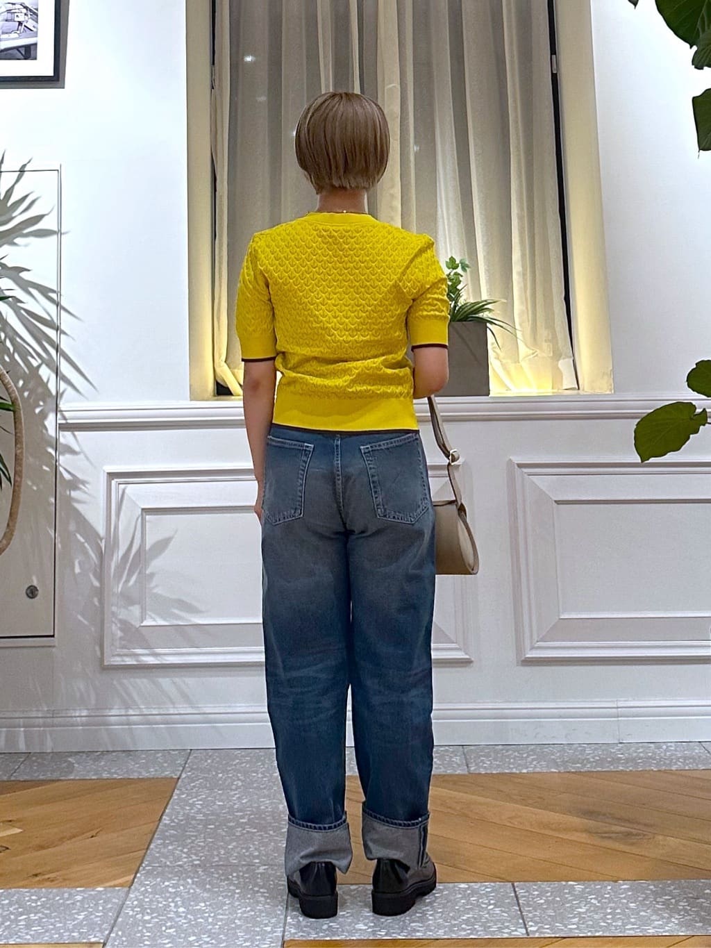 なべこさんの「DRESSTERIOR｜【6色展開/オンオフ】レース編みハーフスリーブニット」を使ったコーディネート
