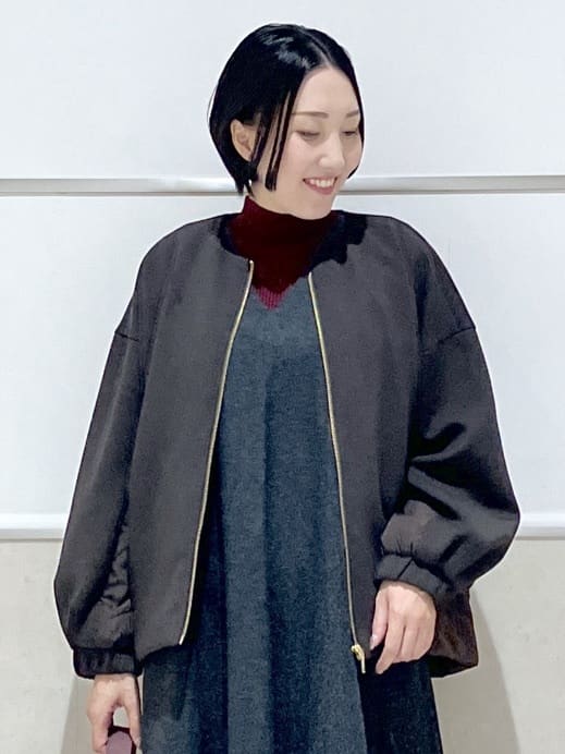 eriko さんの「Dessin｜【洗える】Vネックジャンパースカート」を使ったコーディネート