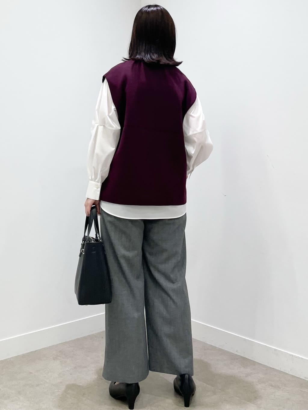 yukariさんの「Reflect｜【さらっと一枚で決まる／重ね着にもおすすめ◎】タックスリーブシャツブラウス」を使ったコーディネート