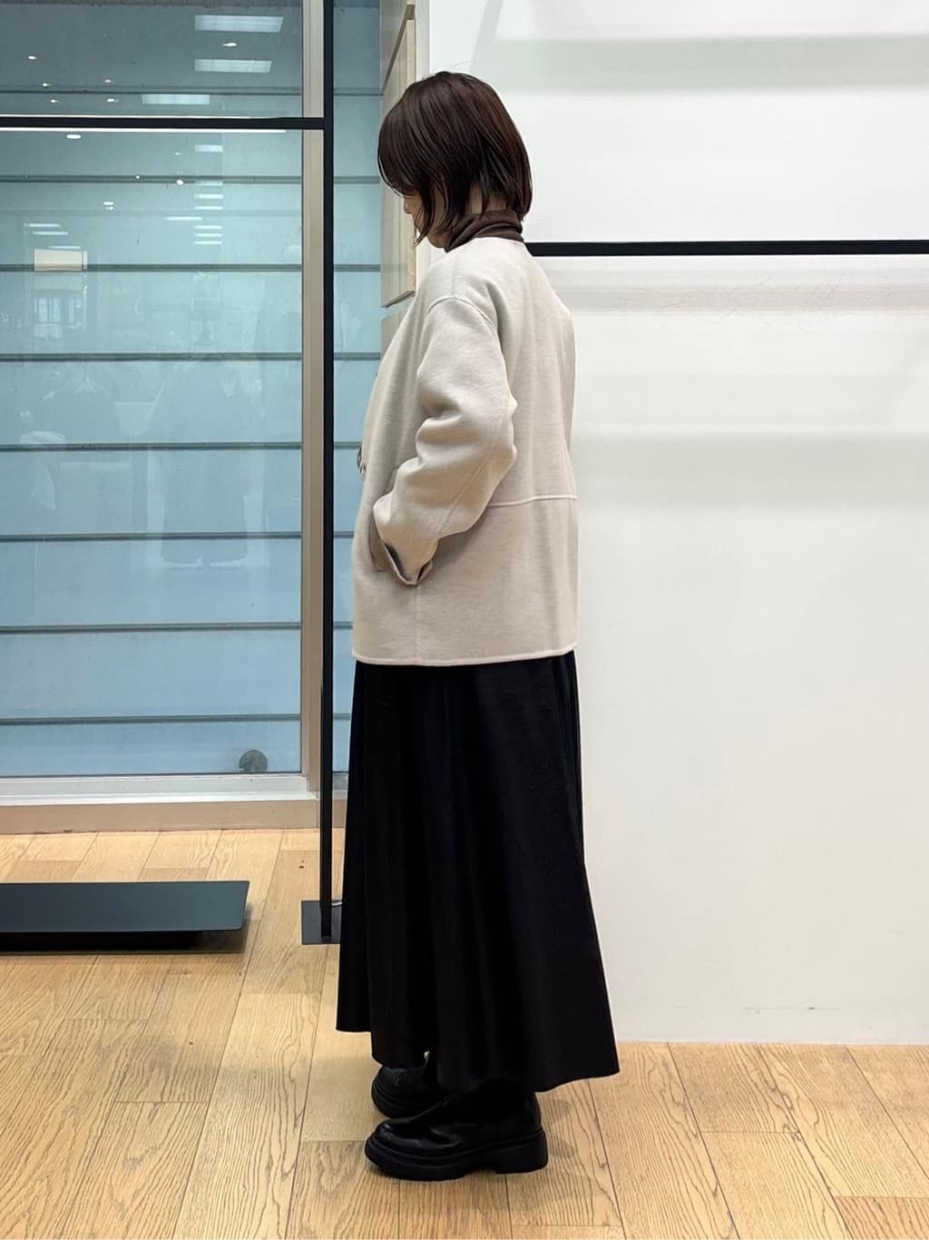 asamiさんの「INDIVI｜【洗える】胸元タックフリル長袖ブラウス」を使ったコーディネート