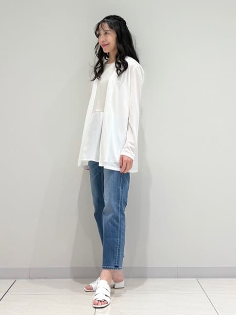 kayoさんの「INDIVI｜【洗える／レイヤードにも活躍】ペプラムインナートップス」を使ったコーディネート