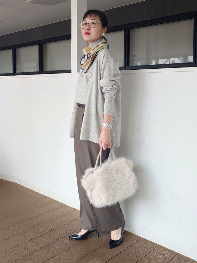 MUTSUKOさんの「UNTITLED｜【アンサンブル可/洗える/ボタンなし】シルクウールカシミヤ 着流しカーディガン」を使ったコーディネート