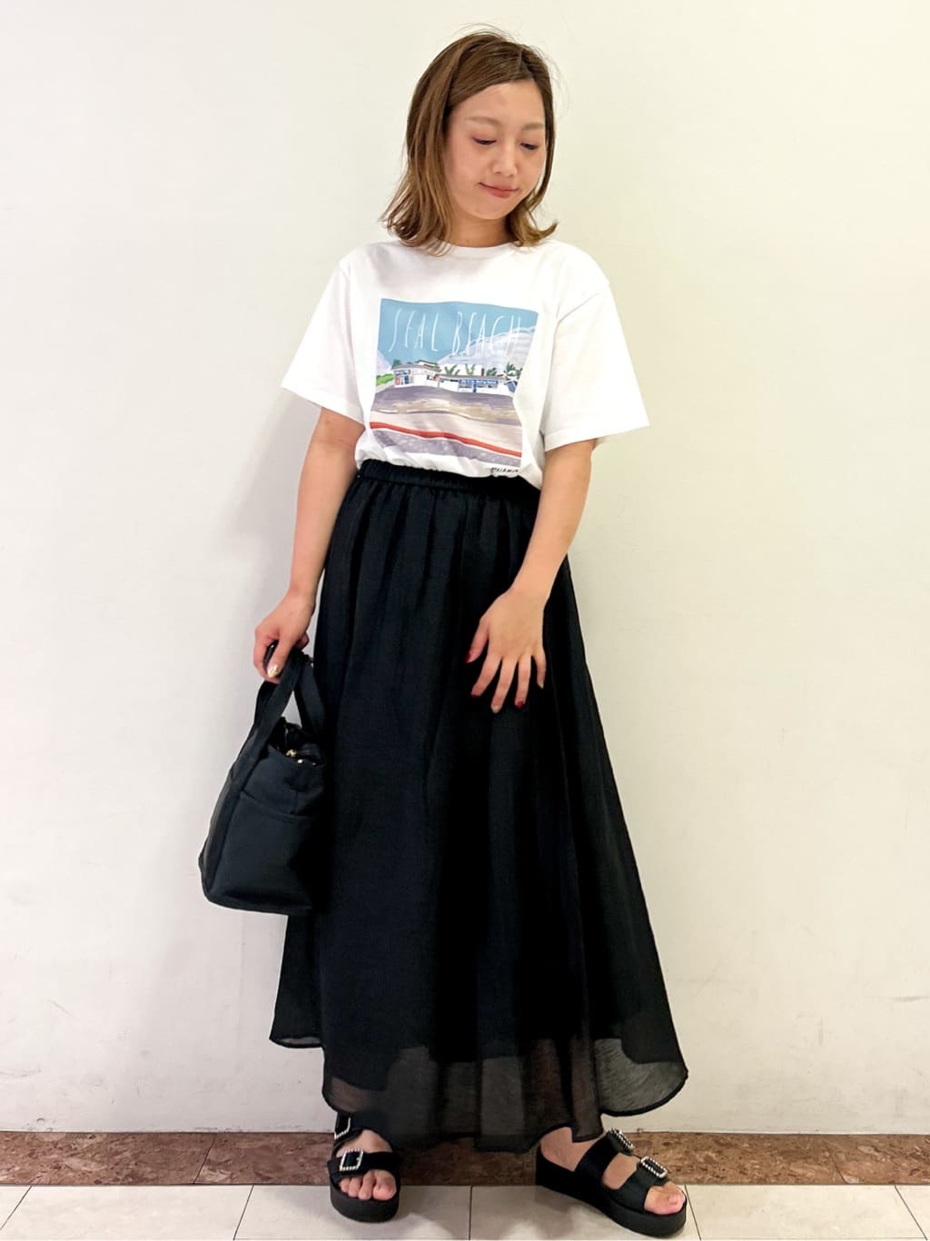 madokaさんの「OPAQUE.CLIP｜風景イラストプリントTシャツ」を使ったコーディネート