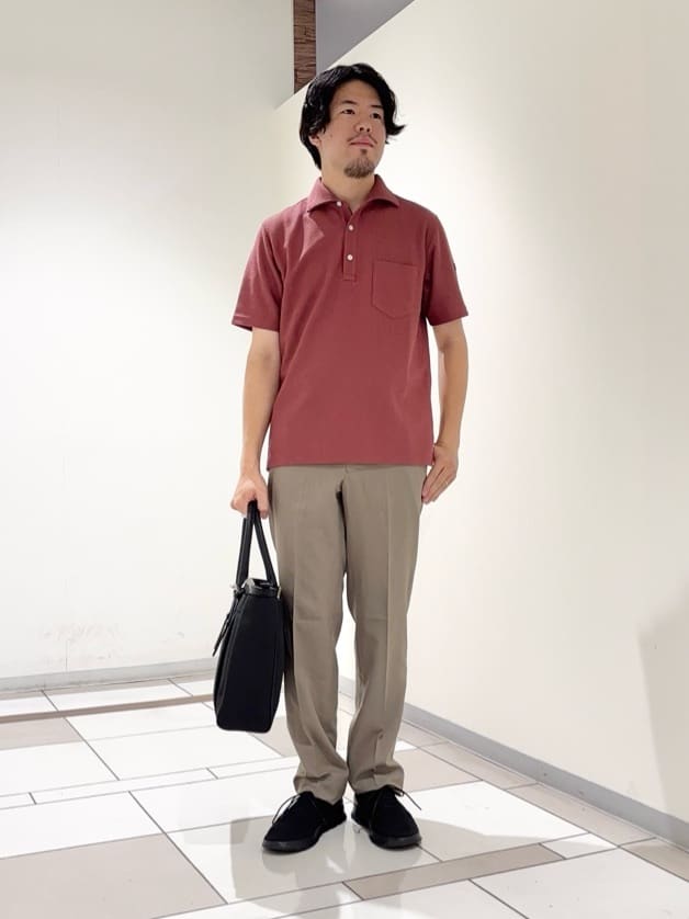 及川さんの「TAKEO KIKUCHI｜【COOL CITY WEAR】アーバンクール パンツ /接触冷感・吸水速乾」を使ったコーディネート