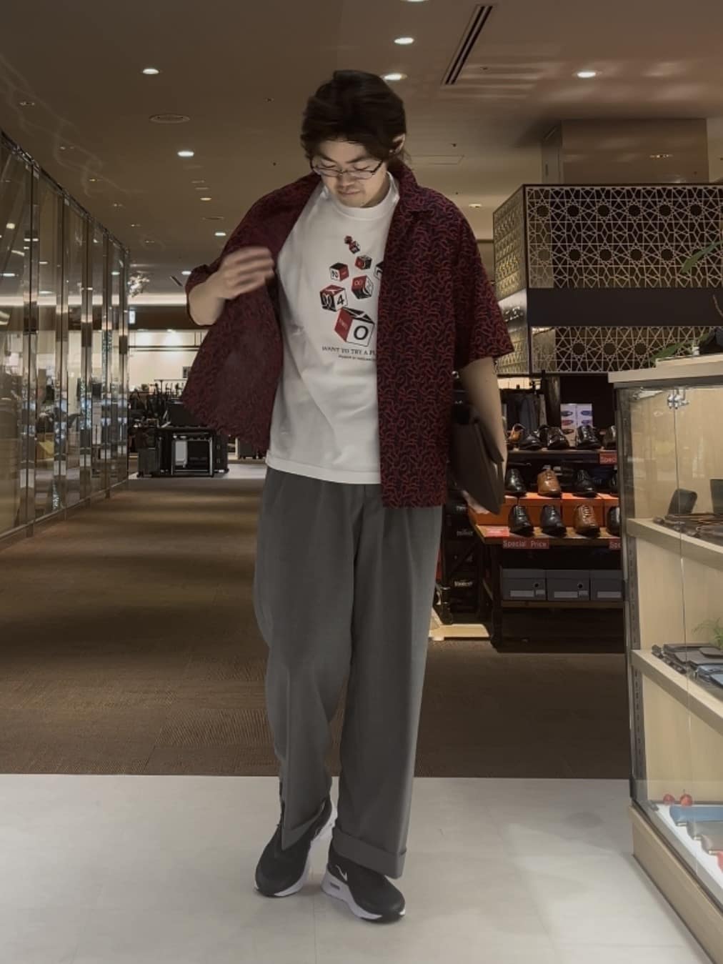 ジュンさんの「TAKEO KIKUCHI｜【2WAY】ショルダー クラッチバッグ」を使ったコーディネート