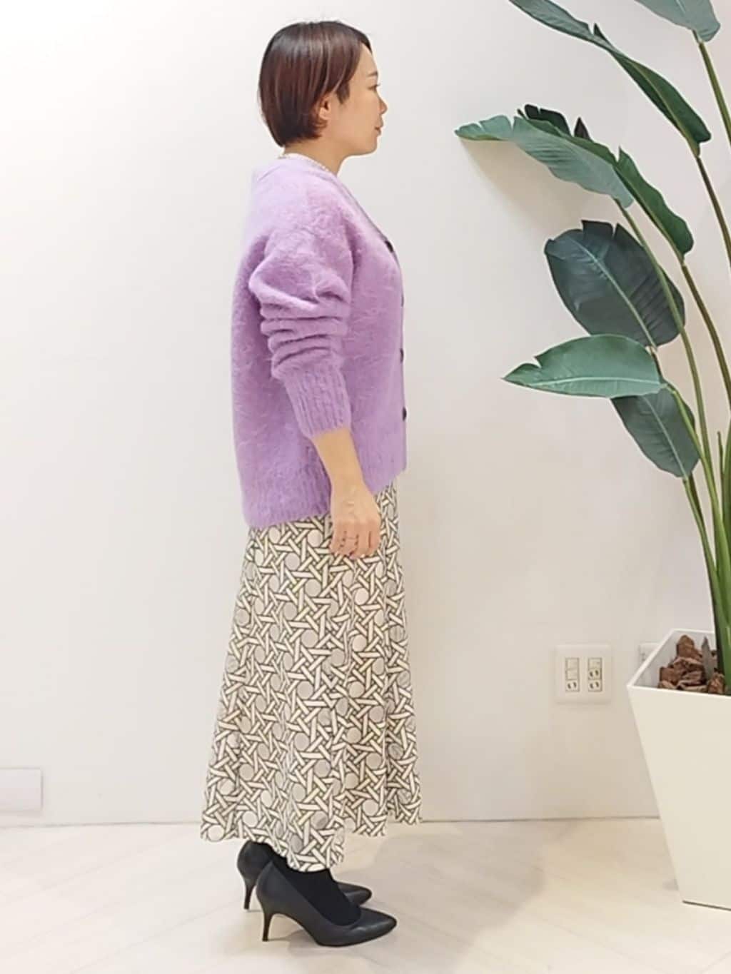 s u g iさんの「UNTITLED｜【ゆったり】アルパカ混シャギー カーディガン」を使ったコーディネート